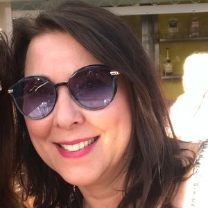 Meet your Posher, Petra